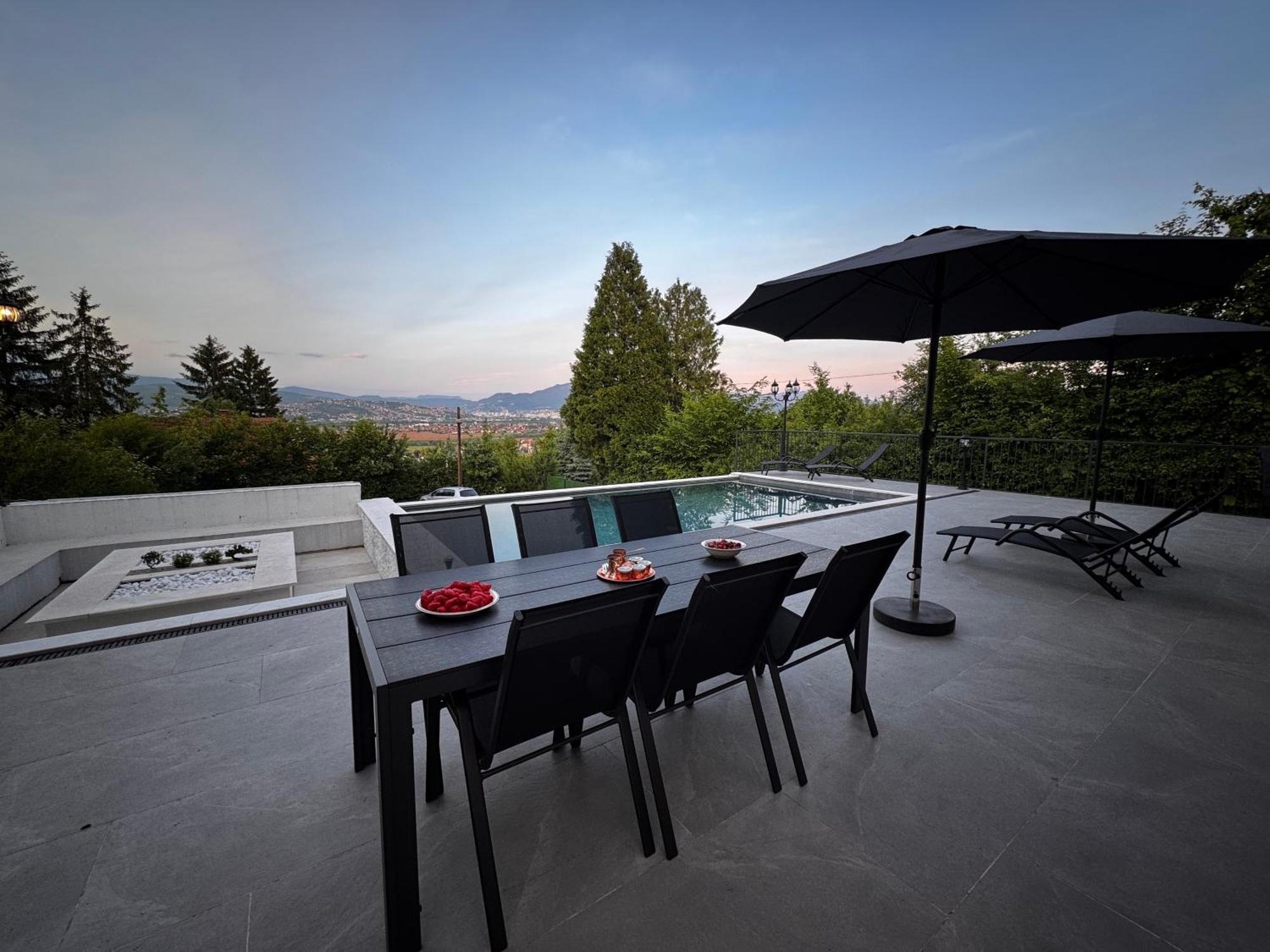 Ajlin Luxury Oasis Heaven Villa *